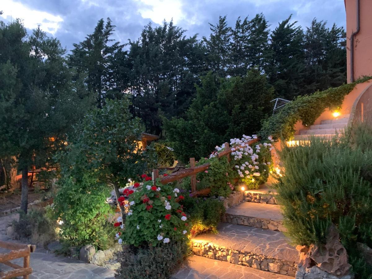 Hotel Miramonti Seulo Turismo Rurale Bagian luar foto