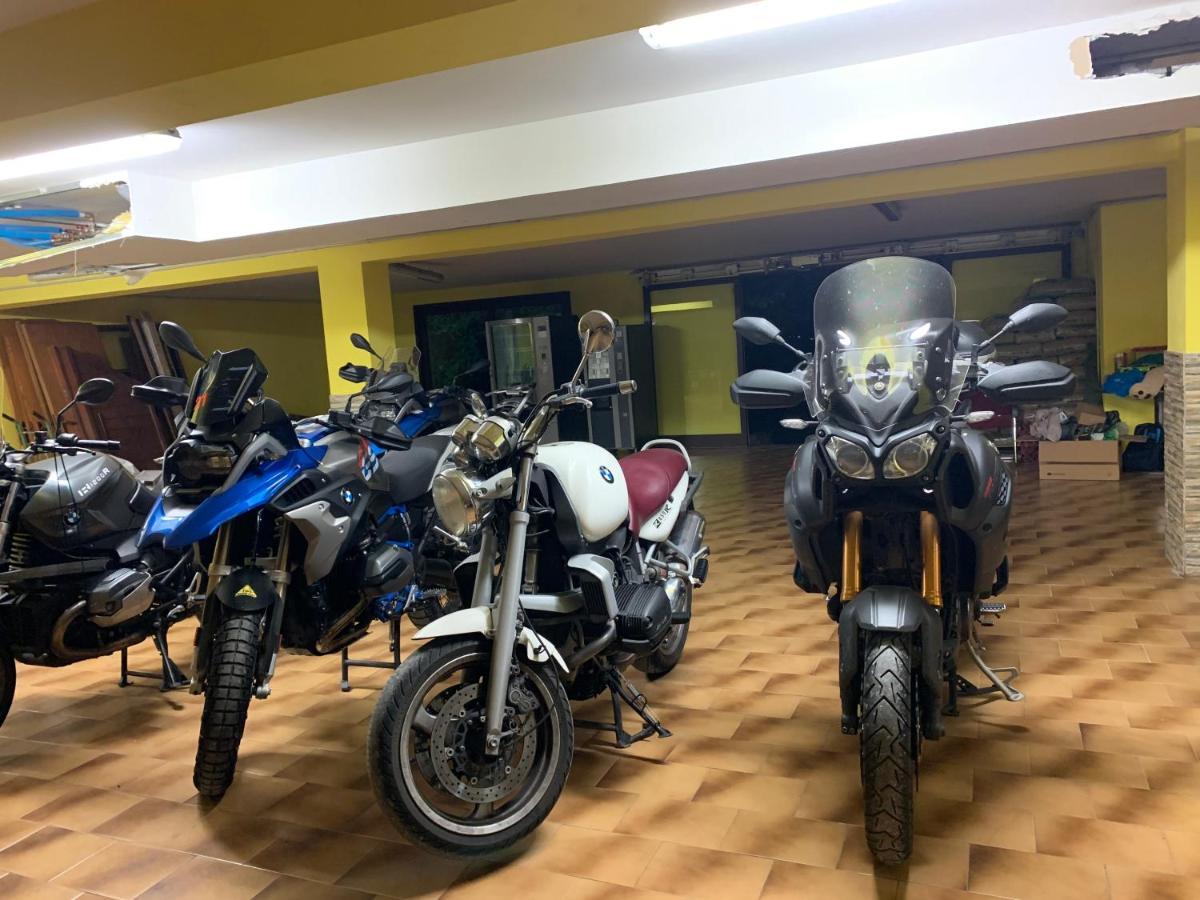 Hotel Miramonti Seulo Turismo Rurale Bagian luar foto
